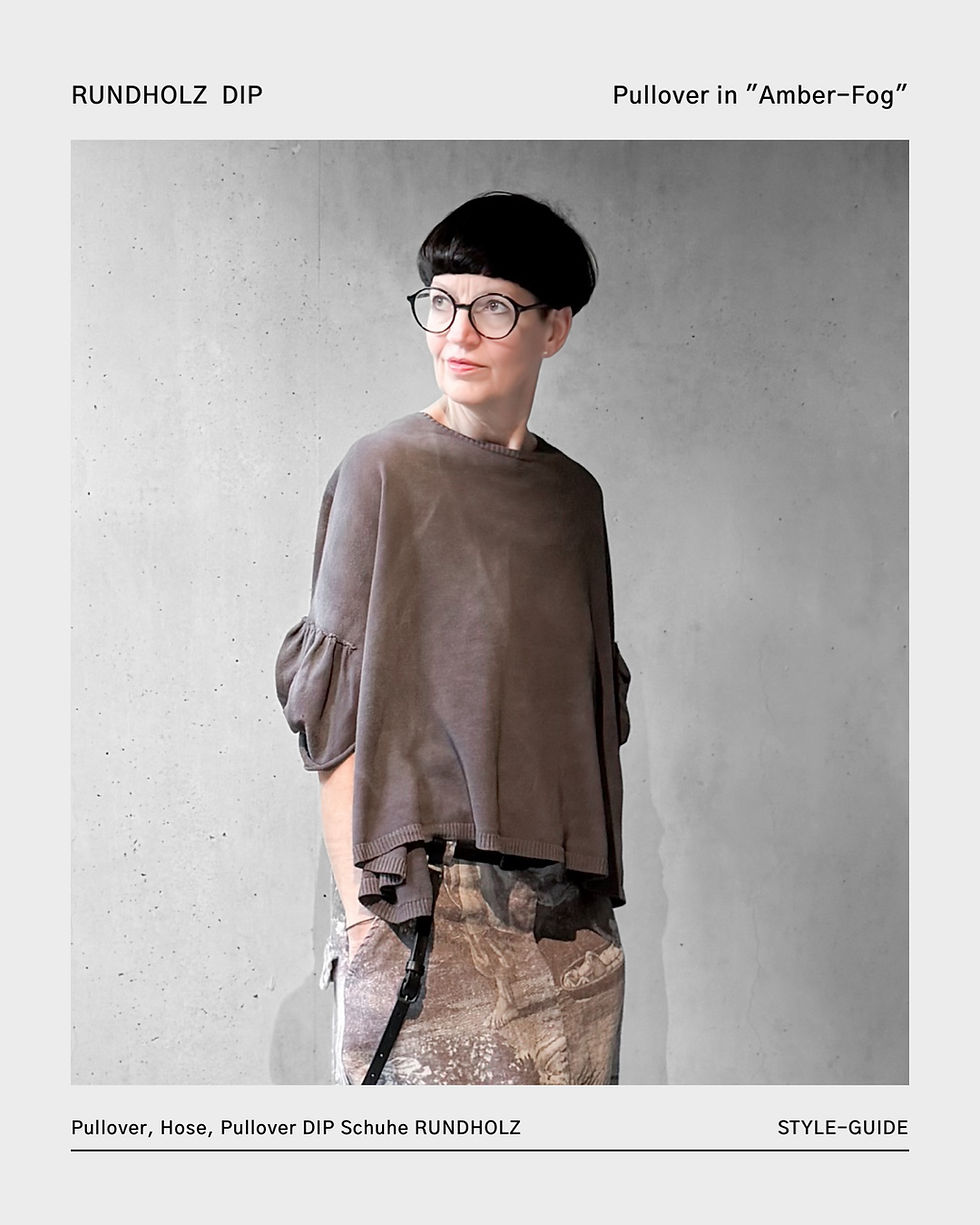 Miniaturbild: Kurzarm-Pullover aus Feinstrick in "Amber-Fog" von RUNDHOLZ DIP