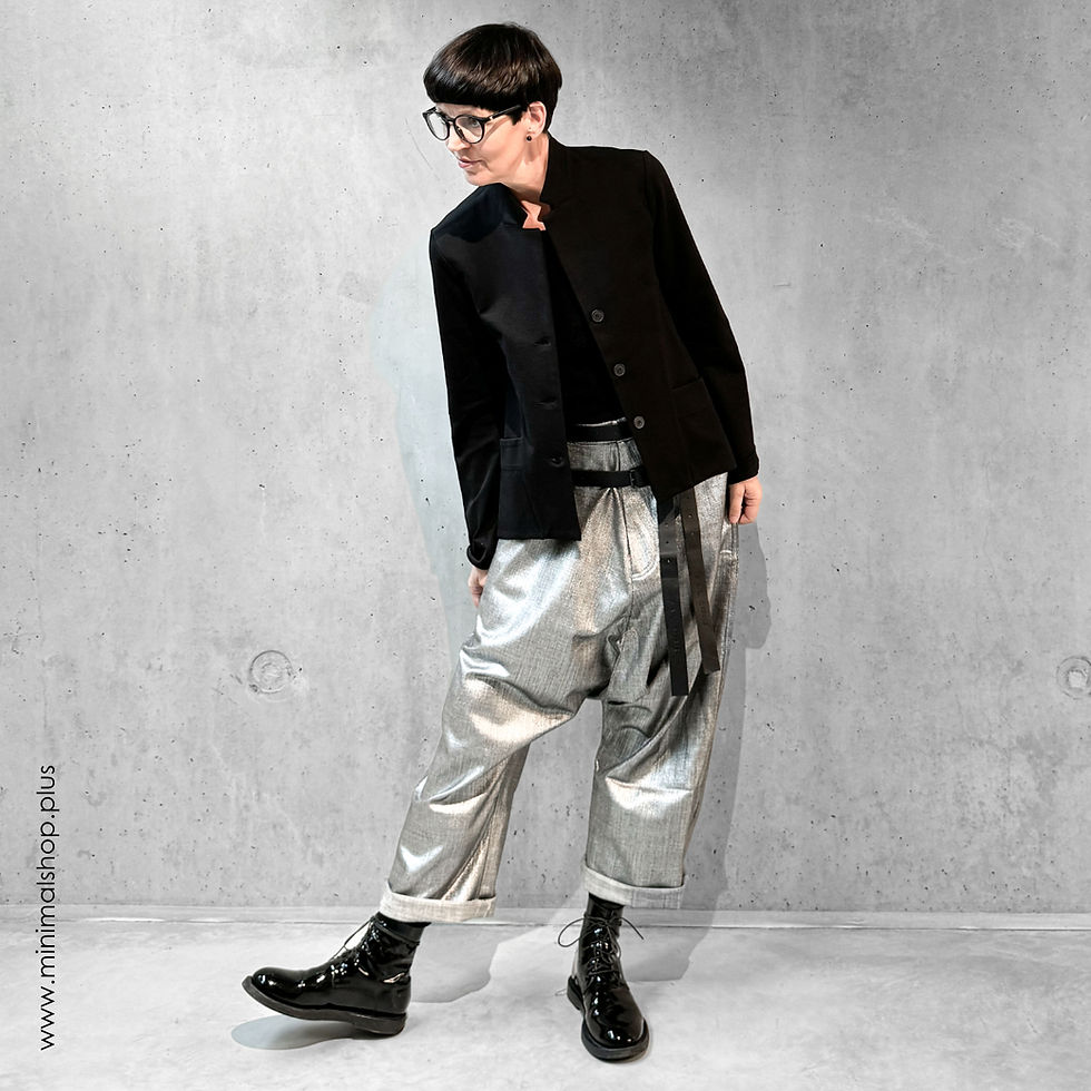 Hang Loose Trousers von Pal Offner in Silber - Multisexmode im avantgardistischen Stil