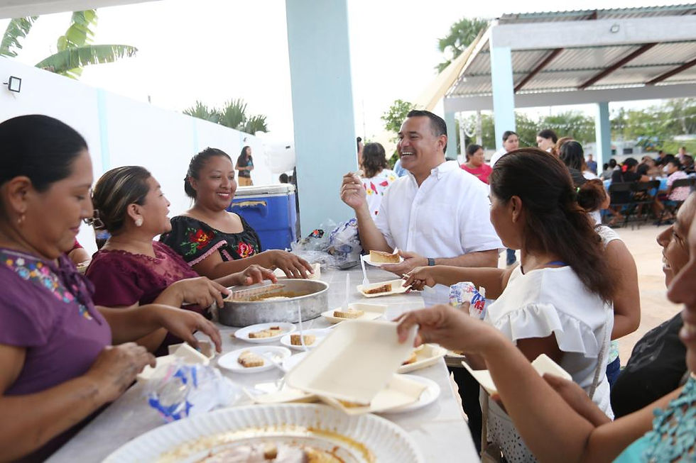 MUJERES DE OPICHÉN Y KOPOMÁ APOYAN A RENÁN BARRERA