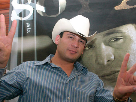 HASTA EN LOS CALCETINES: ASÍ RECORDARON A VALENTÍN ELIZALDE EN SU CUMPLEAÑOS