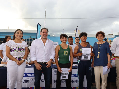PRESENTAN EN FLAMBOYANES EL PROGRAMA “COMUNIDADES CONSTRUYENDO LA PAZ”
