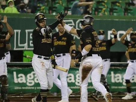 Explosivo arranque melenudo en los Playoffs
