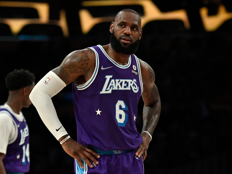 LAKERS MARCAN EL PEOR RÉCORD PARA UN EQUIPO DE LEBRON JAMES EN SU CARRERA