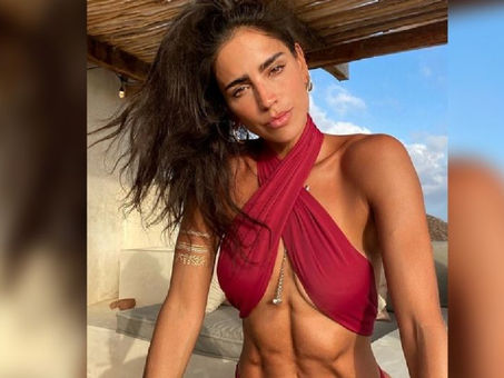 Bárbara de Regil lo hizo una vez más, le da un fuerte "cholazo" a su mamá