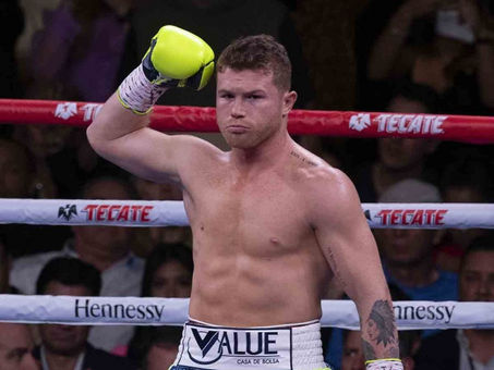 'Canelo' Álvarez responde a una niña que pidió su ayuda