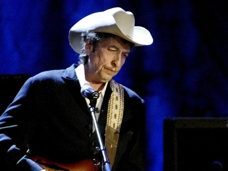 Bob Dylan es acusado de abusar sexualmente de una niña de 12 años en 1965