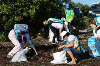 A TRAVÉS DE “LIMPIEMOS YUCATÁN”, SE RECOLECTA MÁS DE UNA TONELADA DE BASURA EN LA ZONA DE YUCALPETÉN