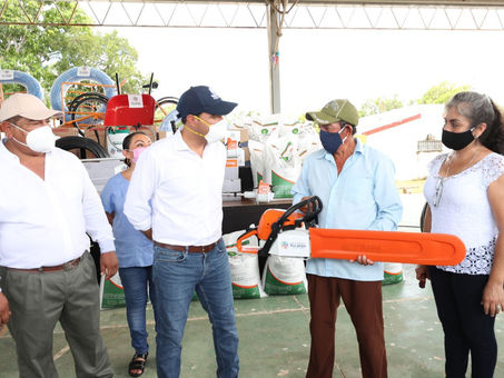 El Gobierno del Estado apoya a los productores del campo dentro del programa “Peso a Peso”