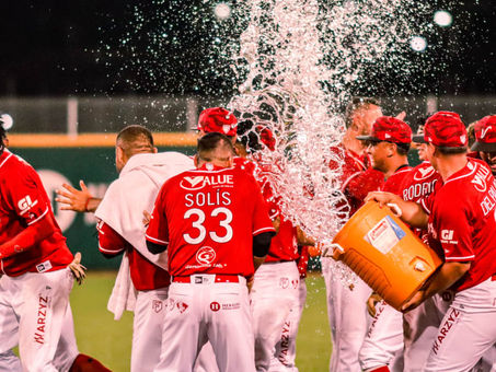 En 10 entradas el Glorioso deja regado a Leones
