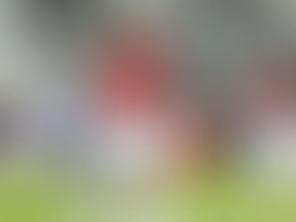 Revientan a Carlos Albert en redes por criticar la expulsión de Marco Fabián