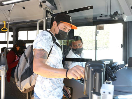 ORDEN Y RAPIDEZ TRANSCURRIÓ COBRO EN EL “VA Y VEN"