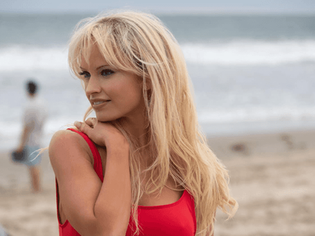 LILY JAMES: ASÍ CAMBIÓ LA ACTRIZ DESDE ‘CENICIENTA’ HASTA PAMM Y TOMMY