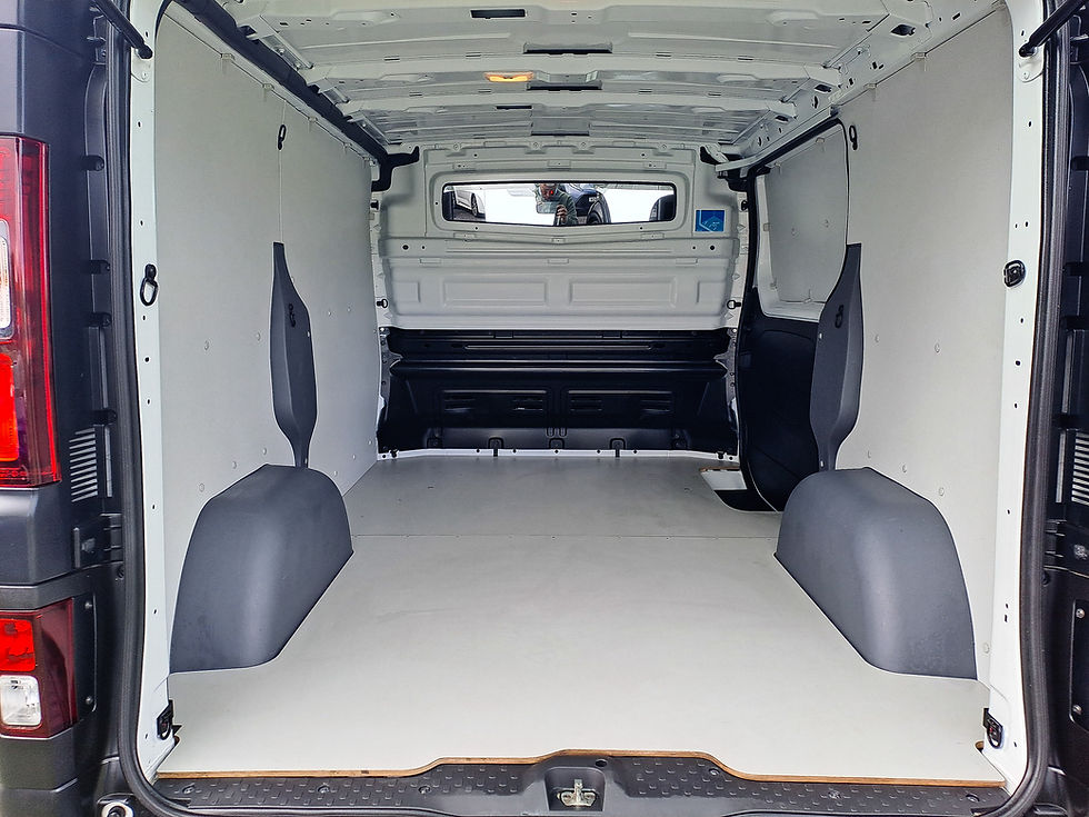 Miniatura: RENAULT TRAFIC 2.0DCI L1 H1 CONFORT 3L 150CV DIESEL 2022