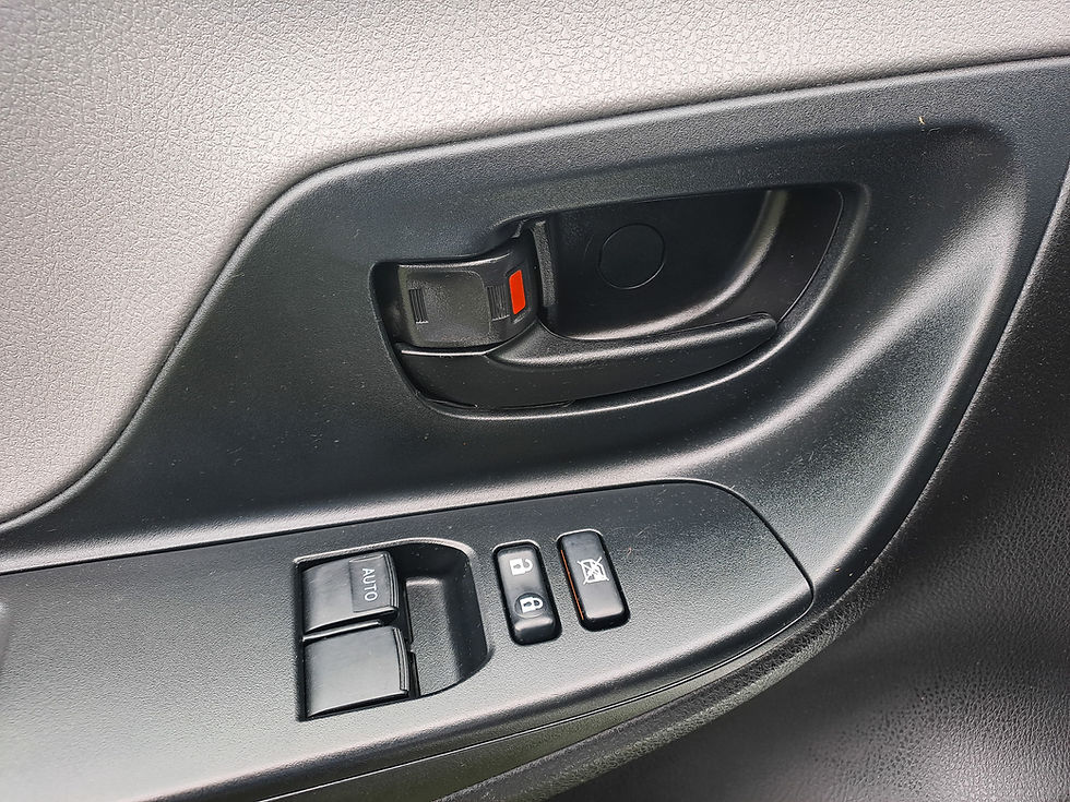 Miniatura: TOYOTA YARIS 1.4 D4D 90CV COMERCIAL 2018