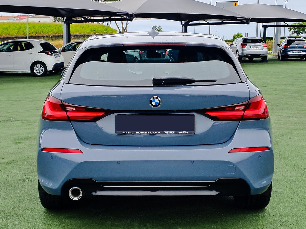 Miniatura: BMW 116D LOUNGE AUTO 116CV DIESEL 2021