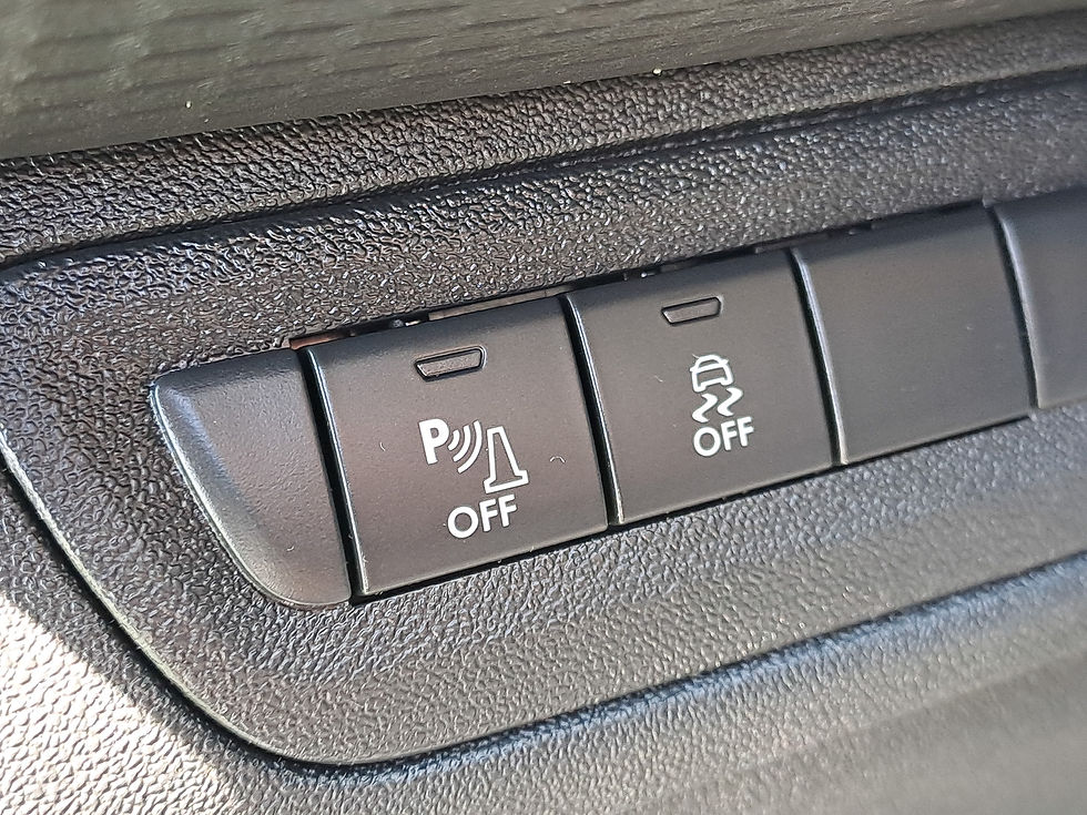 Miniatura: PEUGEOT 2008 1.6 BLUE HDI 75CV DIESEL 2016