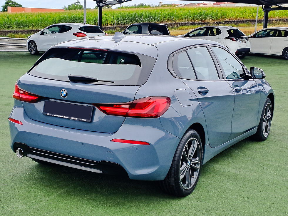 Miniatura: BMW 116D LOUNGE AUTO 116CV DIESEL 2021