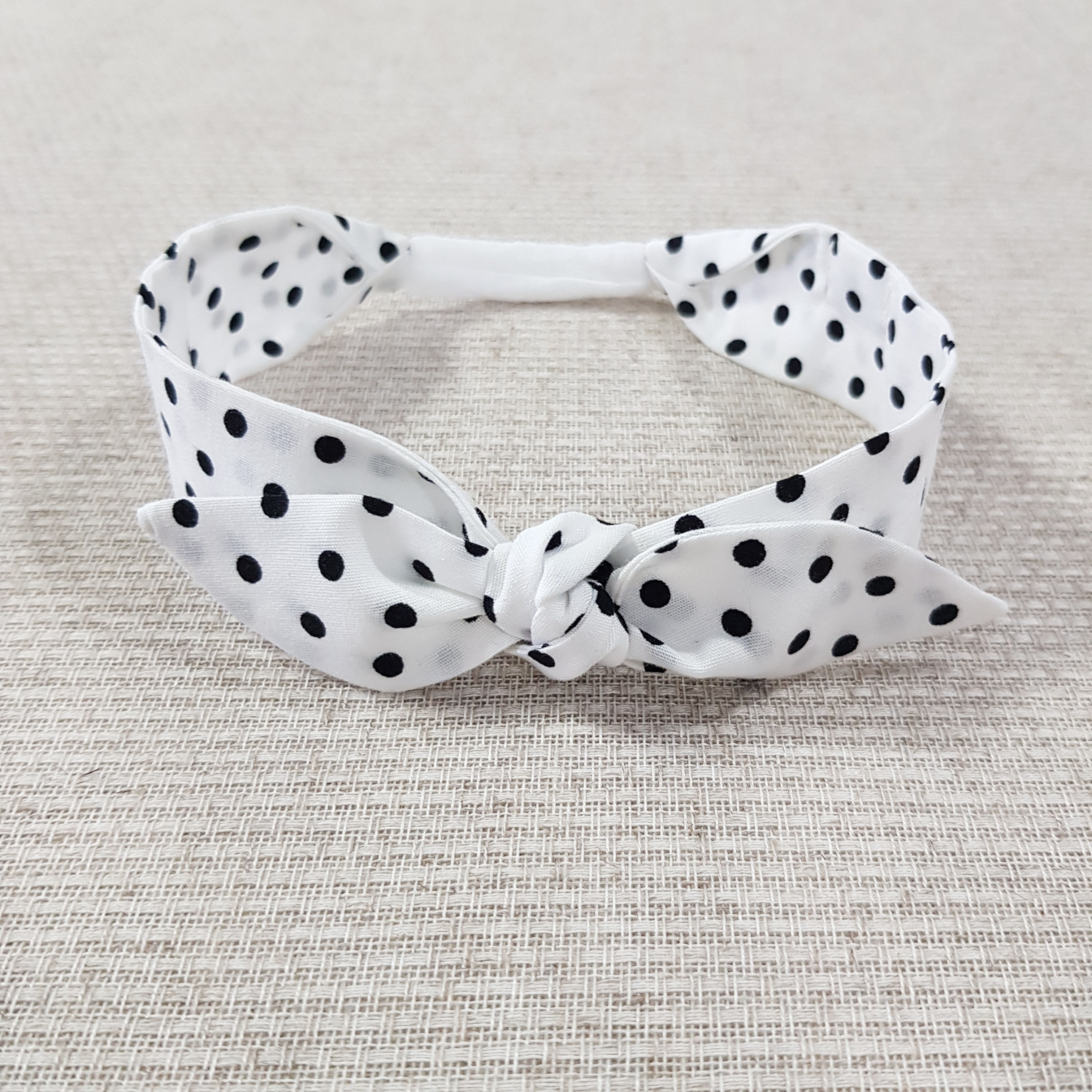 Laço Turbante Poás Branco e Preto