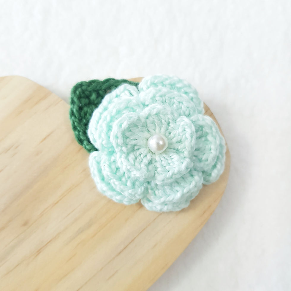Laço Flor de Crochê Verde Água