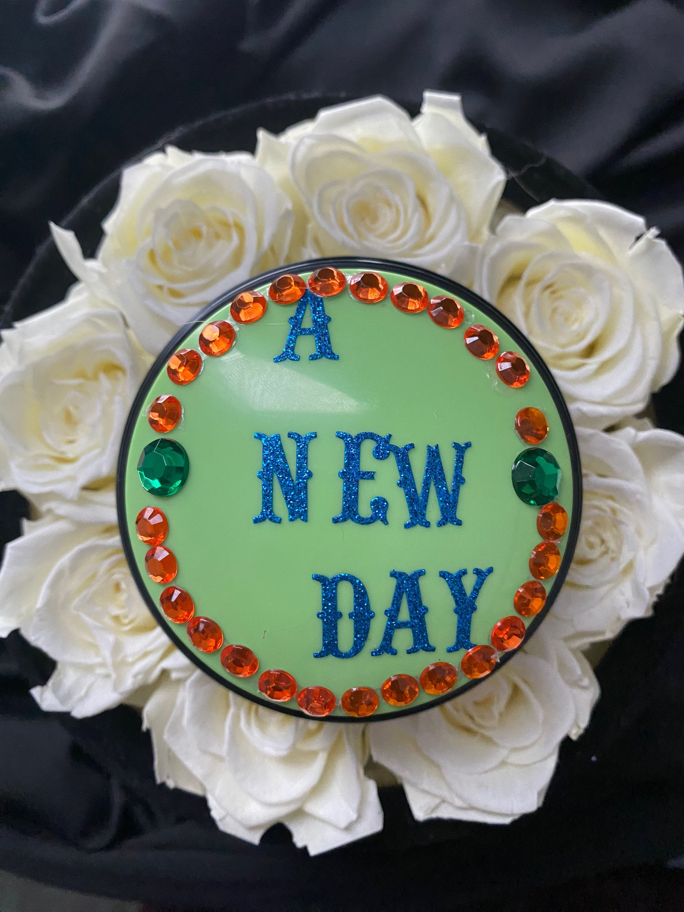 Vet’s Favor Buttons “A New Day” Green/Rim multi color