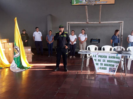 📚🎒Más Herramientas para Aprender: Jornada de Entrega de Kits Escolares✏️📝