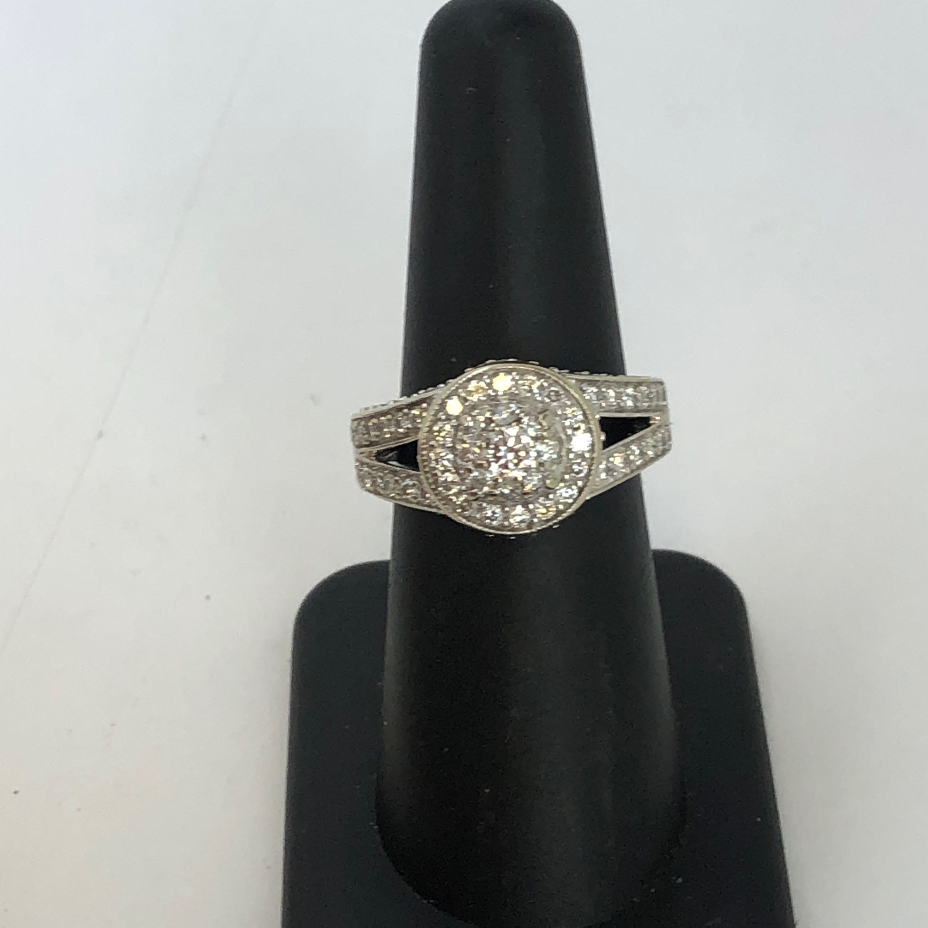 14k white gold diamond ring size 7