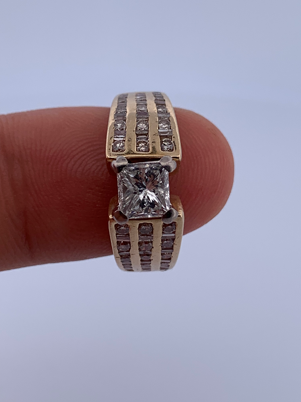 Thumbnail: 14k yellow gold 1.90ct diamond ring size 7.5
