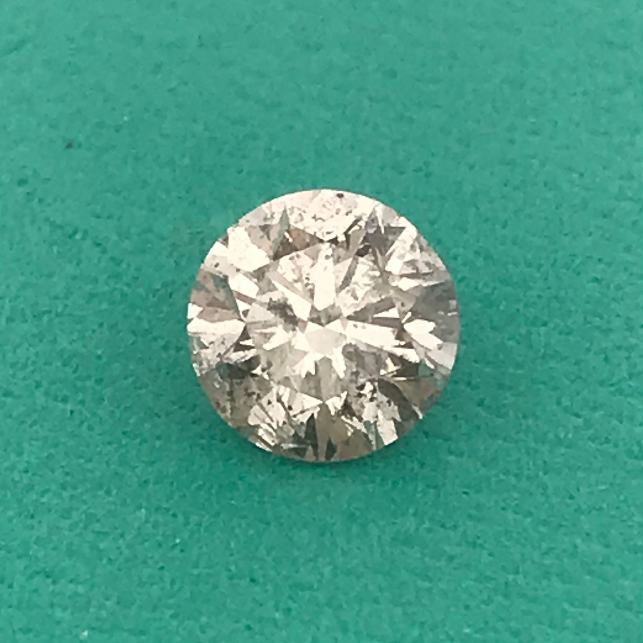 GIA certified 1.05ct round cut natural diamond