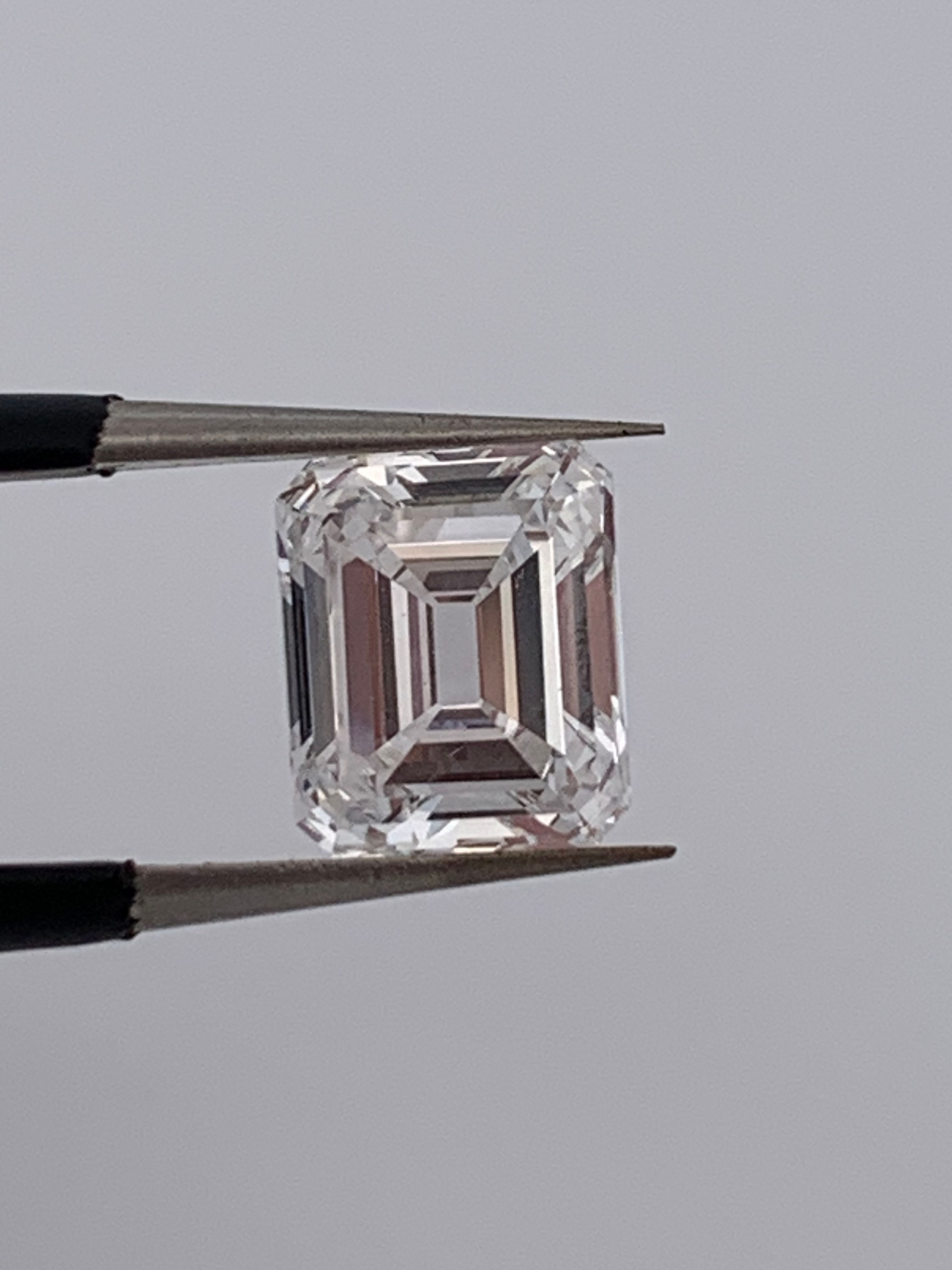 Gia certified 2.29ct antique emerald cut natural diamond
