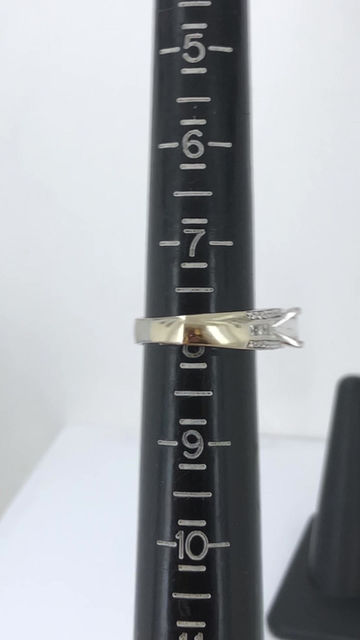 Thumbnail: 18k white gold 2.1 ct diamond ring size 8