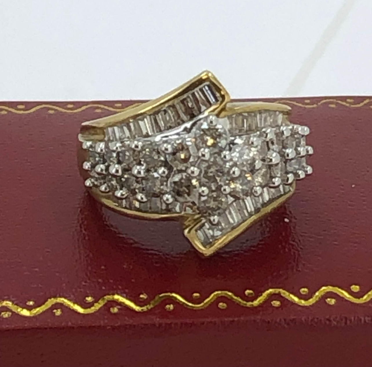 10l yellow gold 2ct diamonds ring 