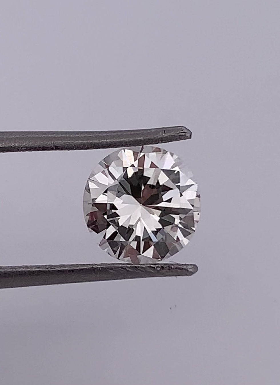 Thumbnail: 1.71ct round natural diamond j vvs2 Gia certified 