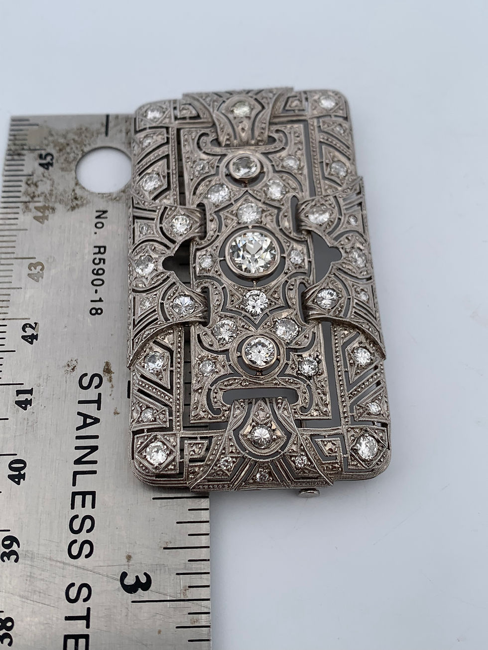 Thumbnail: Platinum old European 5ct diamonds brooch 