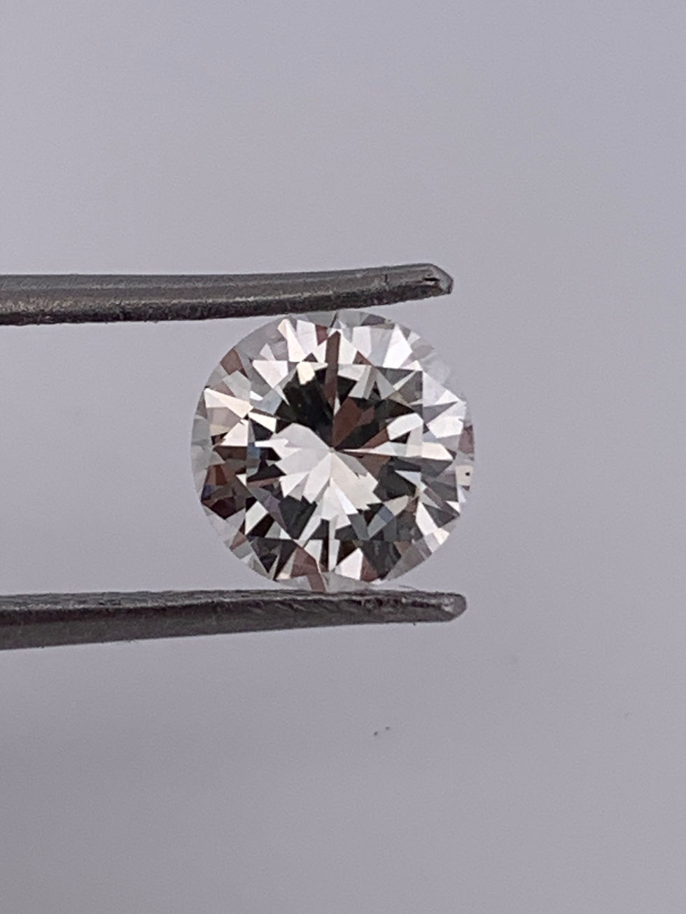 Thumbnail: 1.71ct round natural diamond j vvs2 Gia certified 
