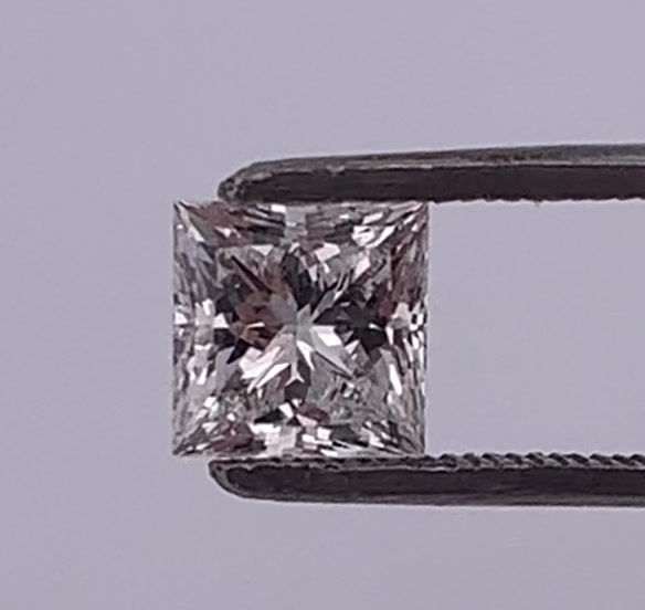 Thumbnail: Gia certified 1.02ct square natural diamond 
