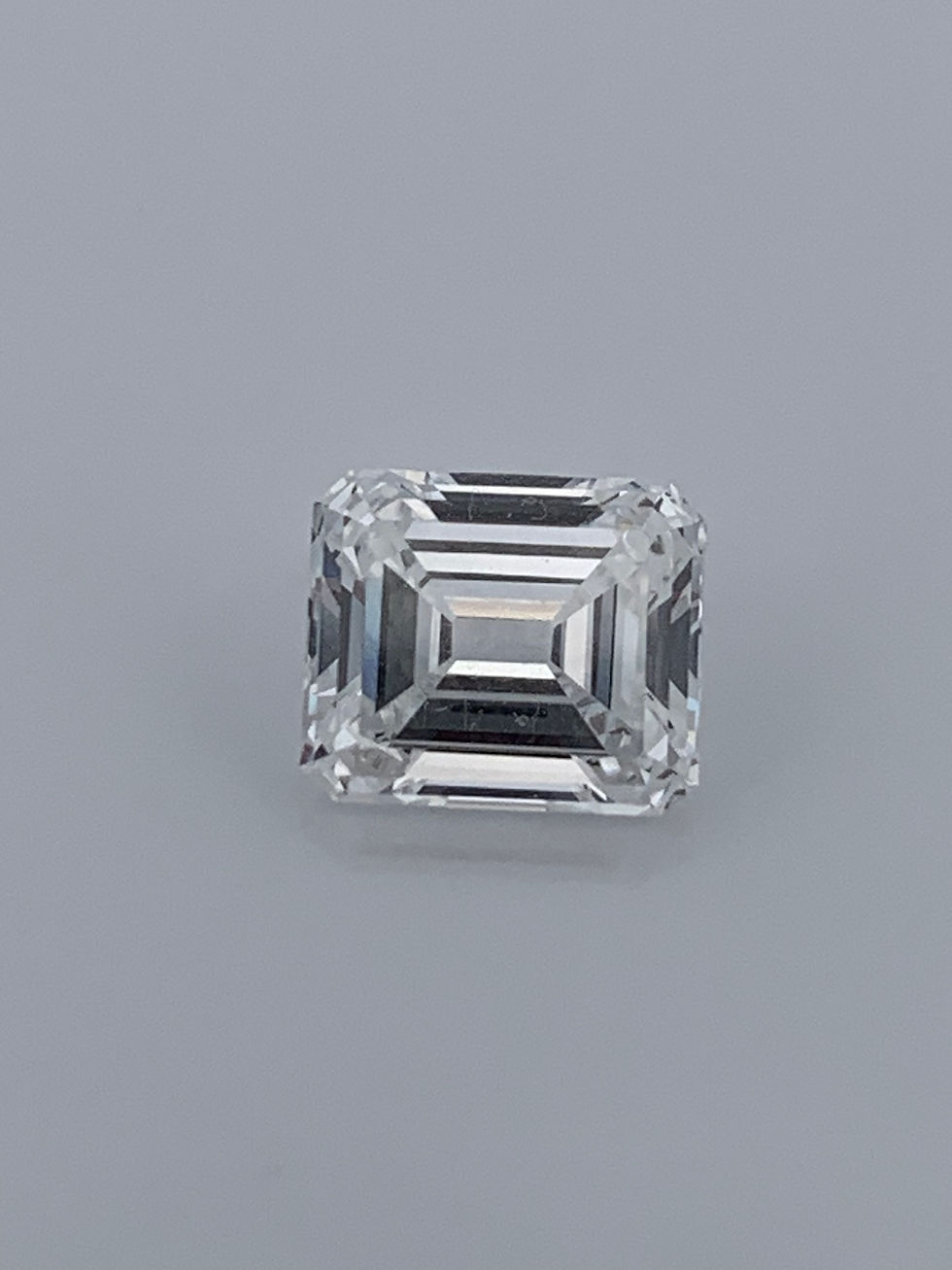 Thumbnail: Gia certified 2.29ct antique emerald cut natural diamond 