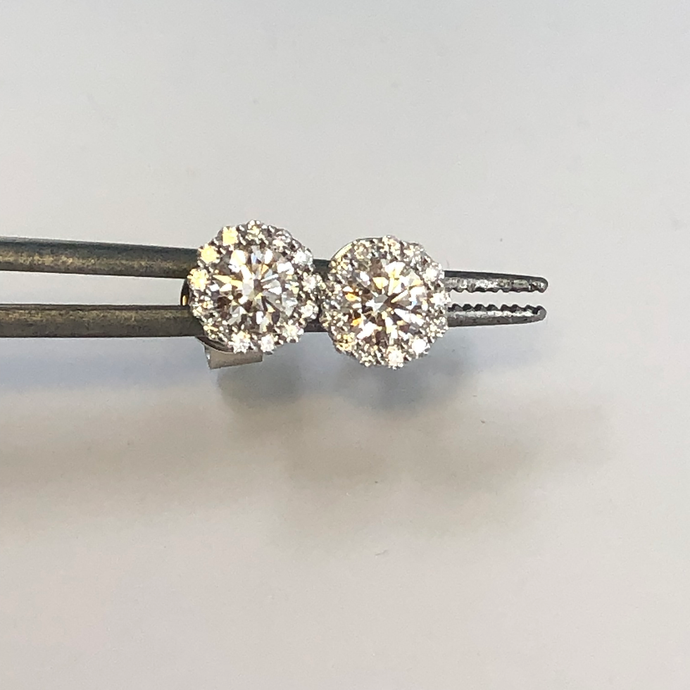 14k white gold 0.79ct Diamond earrings