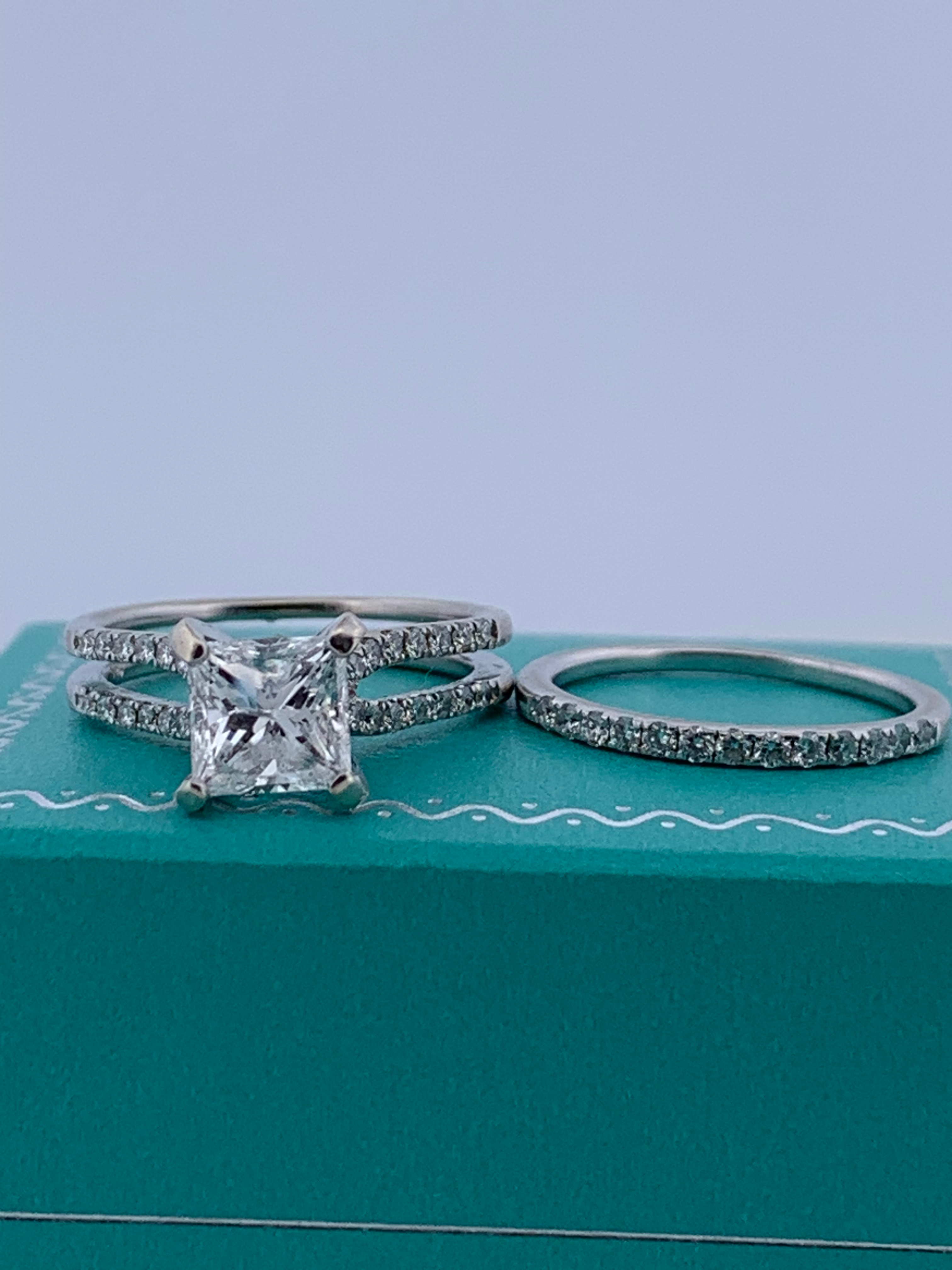 14k white gold 1.89ct Diamond Ring size 5.5