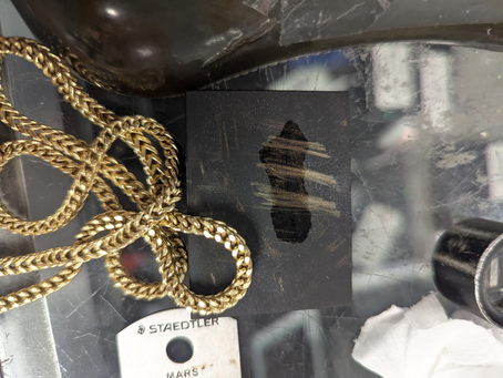 How to Spot Real vs. Fake Jewelry