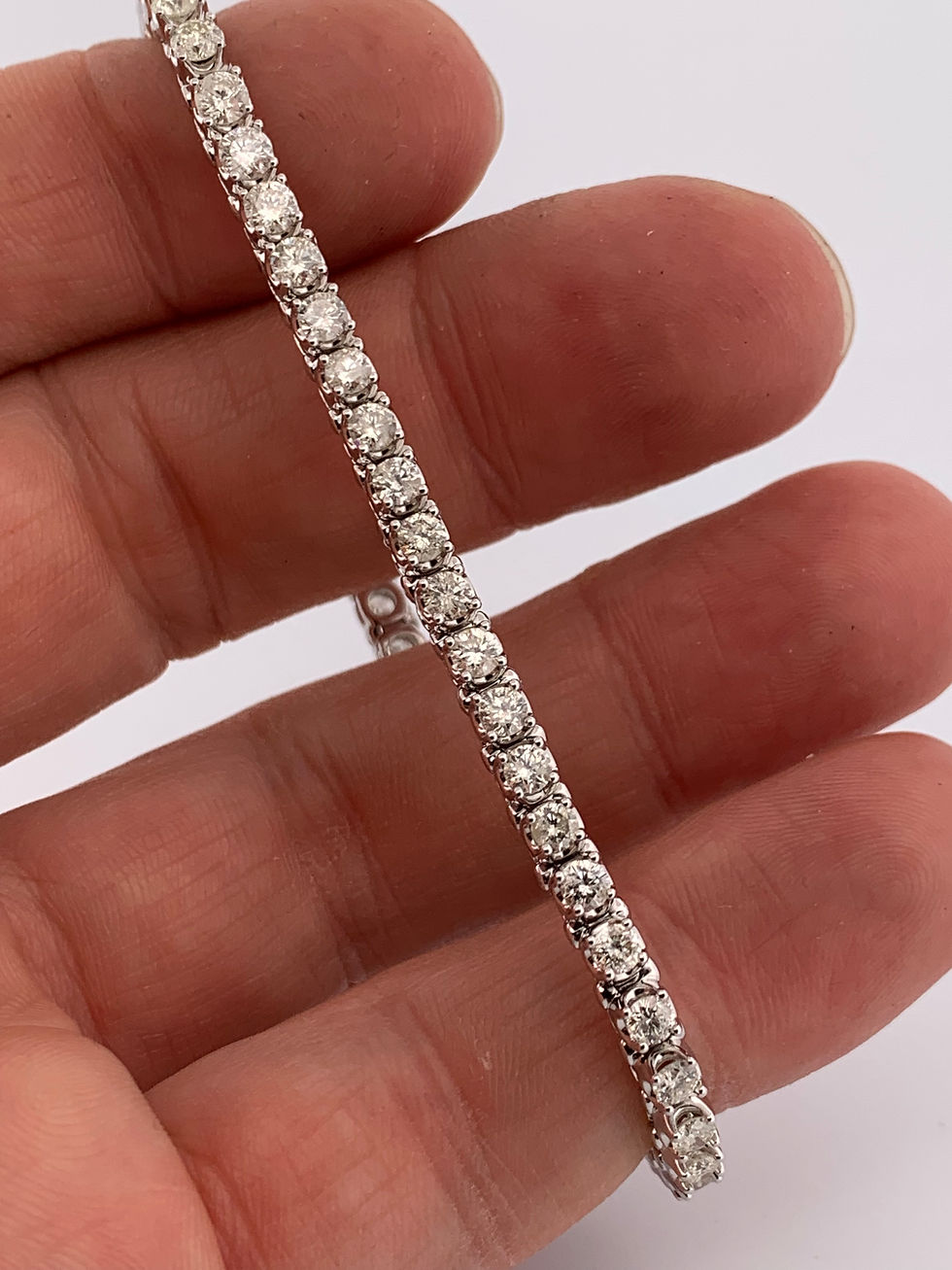 Thumbnail: 10k white gold 5ct diamonds tennis bracelet 7.25”