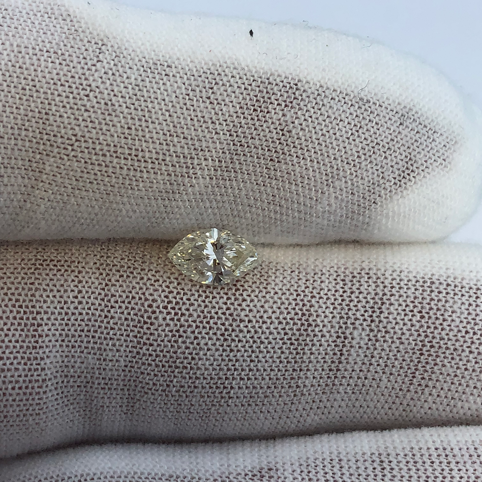 Thumbnail: Gia certified  1.01ct marquise natural  diamond  k si1