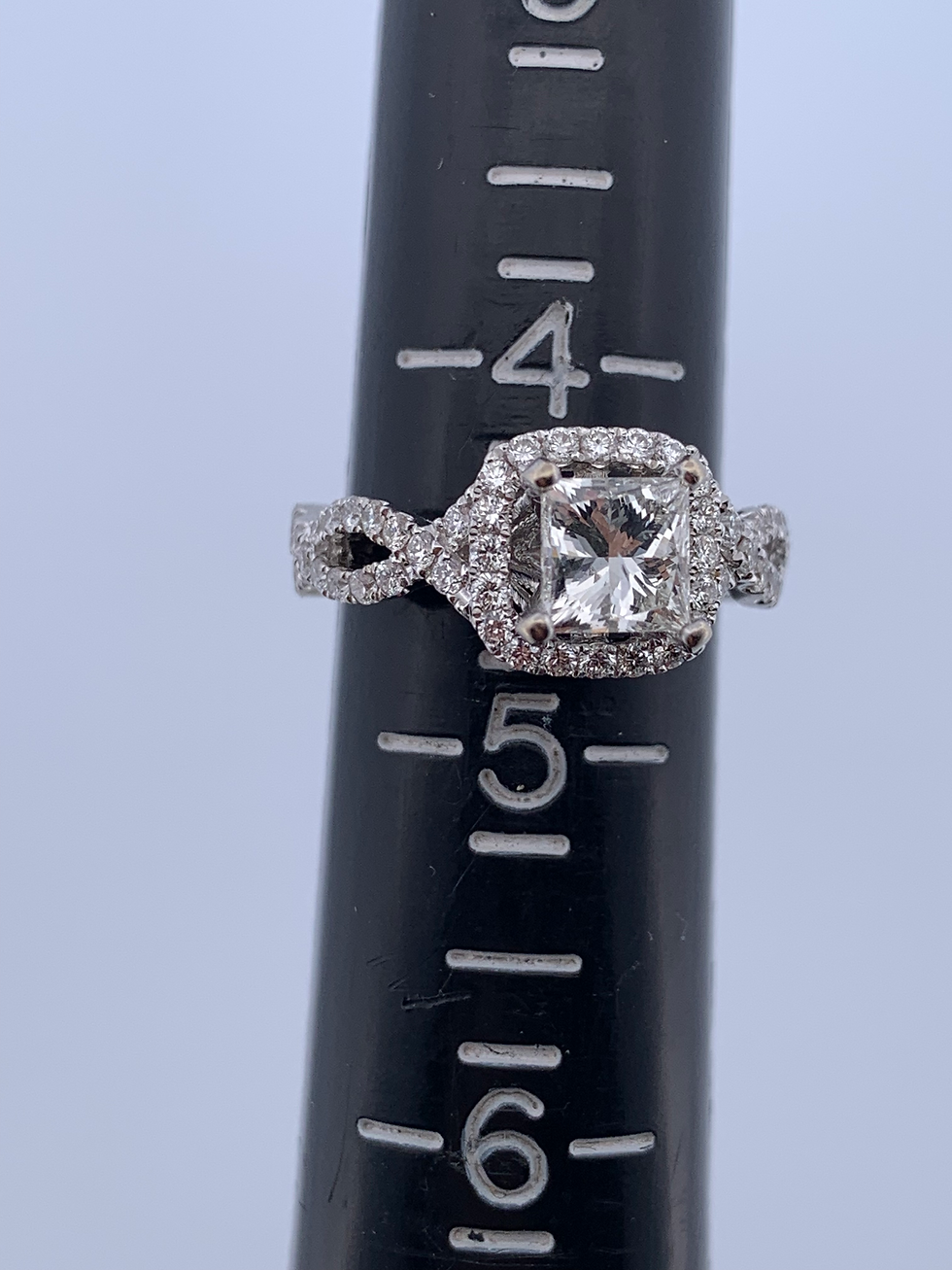 Thumbnail: 14k white gold 1.50ct diamond ring size 4.5
