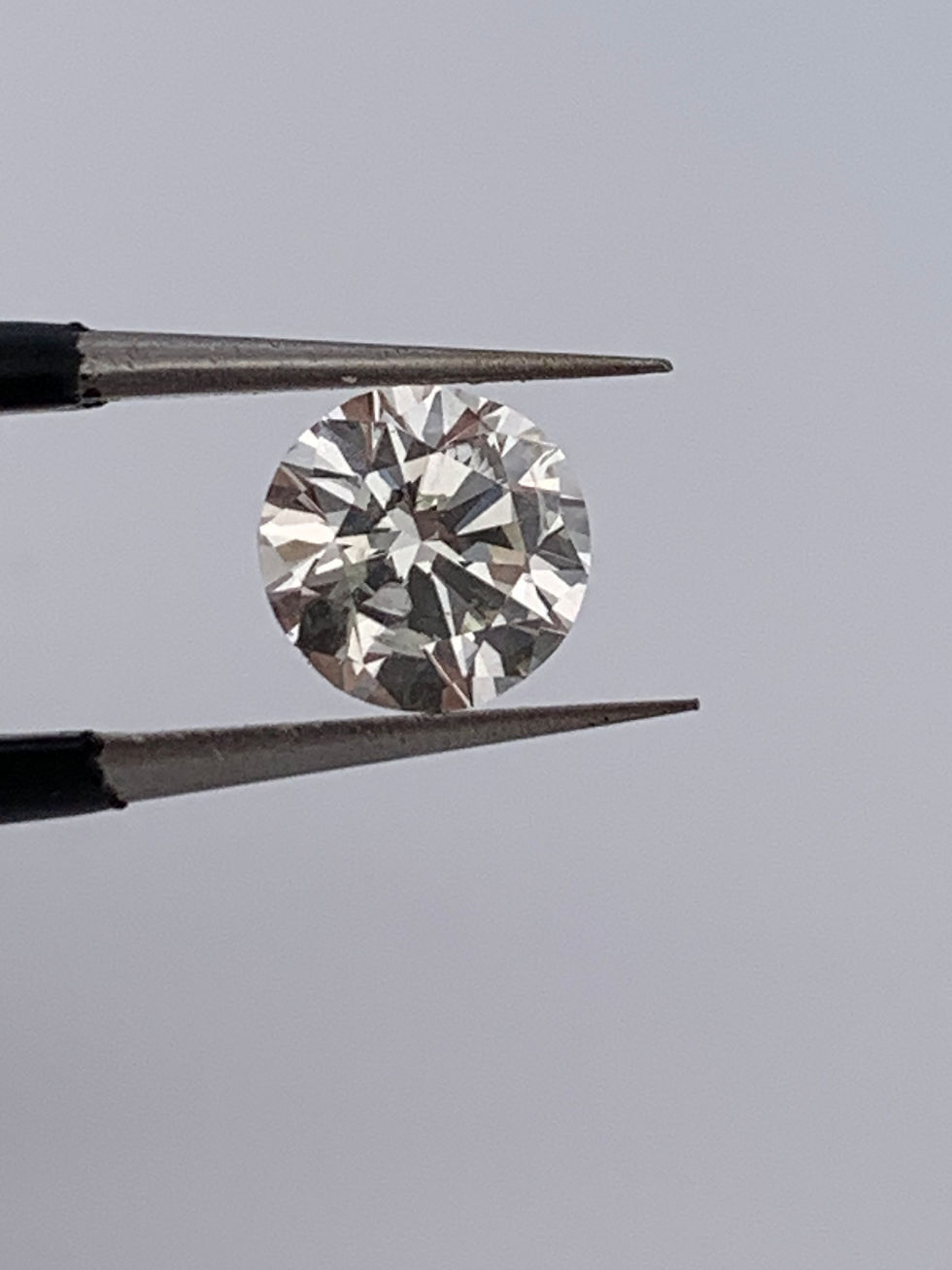 Thumbnail: 0.96ct round natural diamond Gia certified m i2 