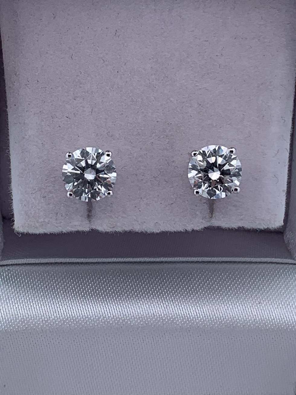 Thumbnail: 14k white gold 2.01ct lab grown diamond earrings  E vvs igi certified