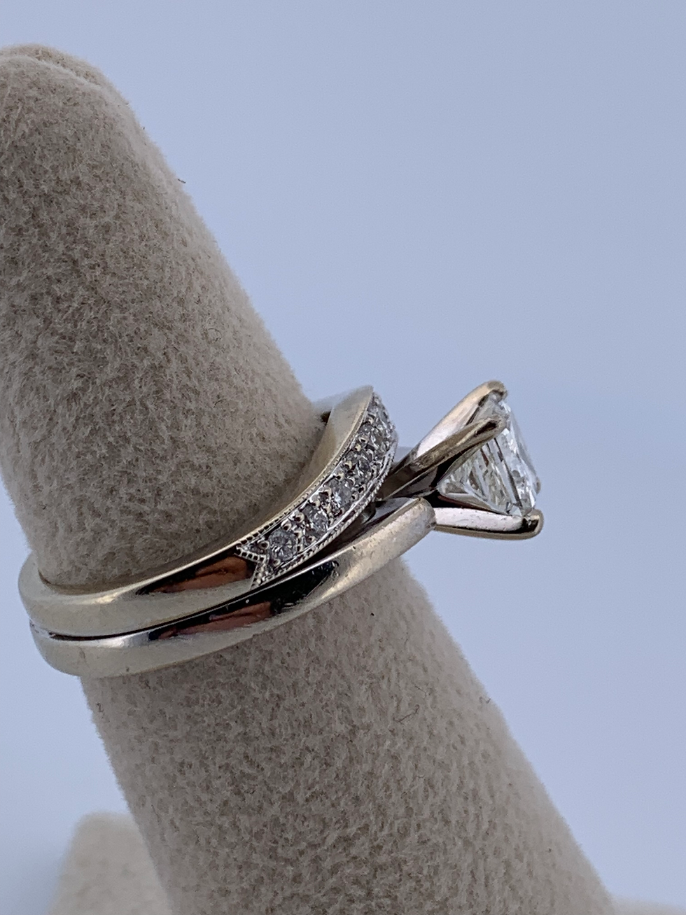 Thumbnail: 14k white gold gia  certifide 1.30ct diamond ring set size 5.5