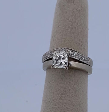 Thumbnail: 14k white gold gia  certifide 1.30ct diamond ring set size 5.5
