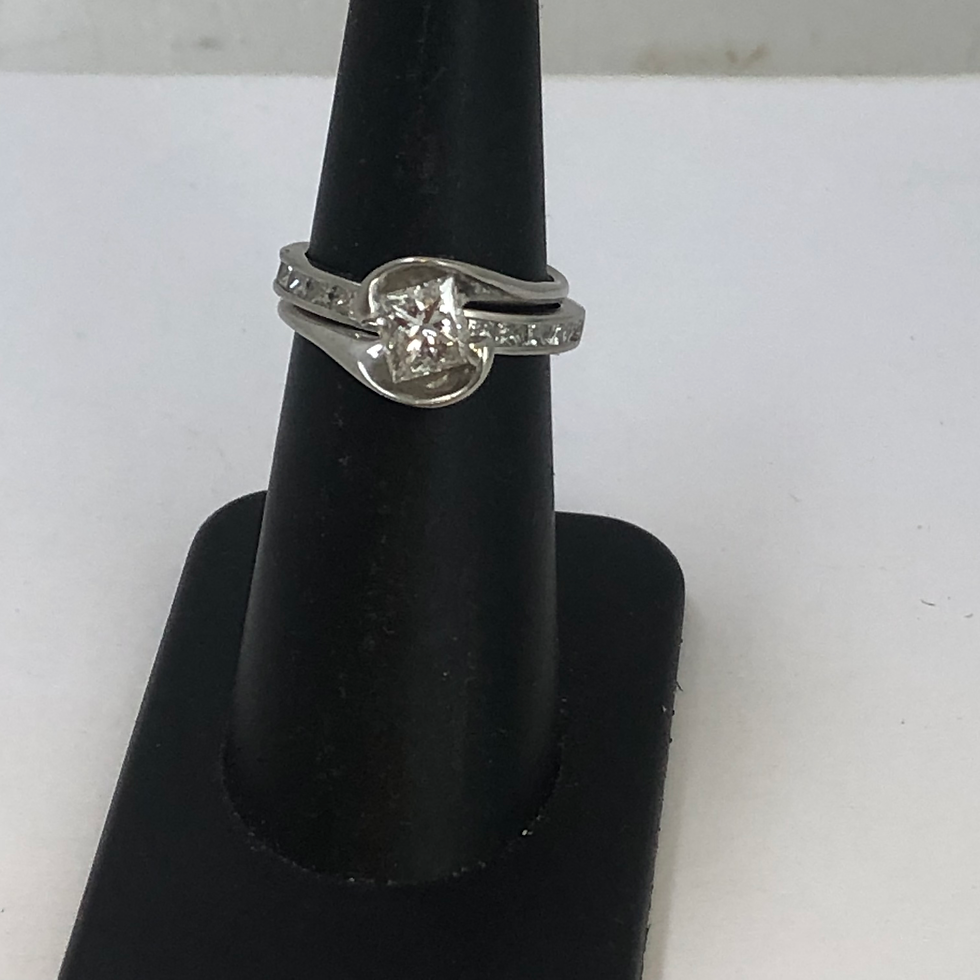 Thumbnail: 14k white gold 1.7ctw diamond ring set size 5.5