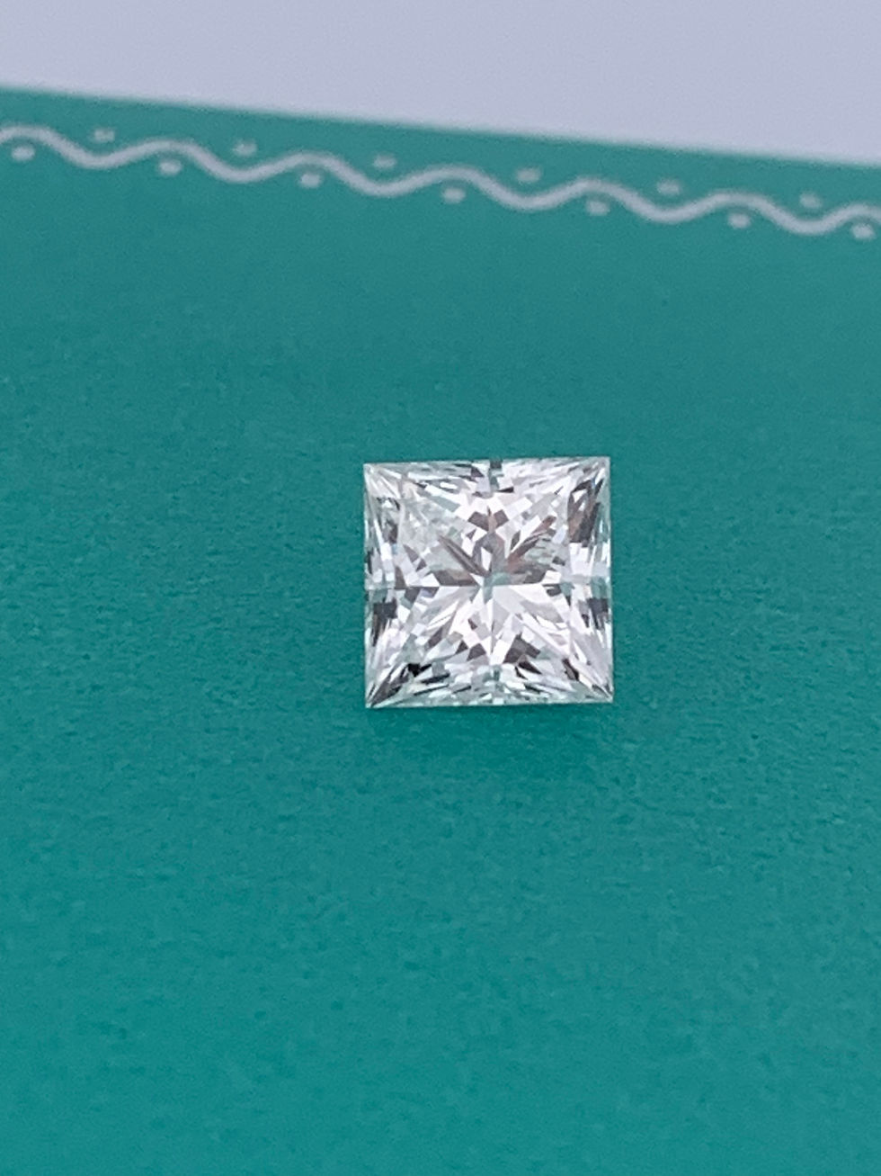 Thumbnail: Gia certified 1.02ct square natural diamond 