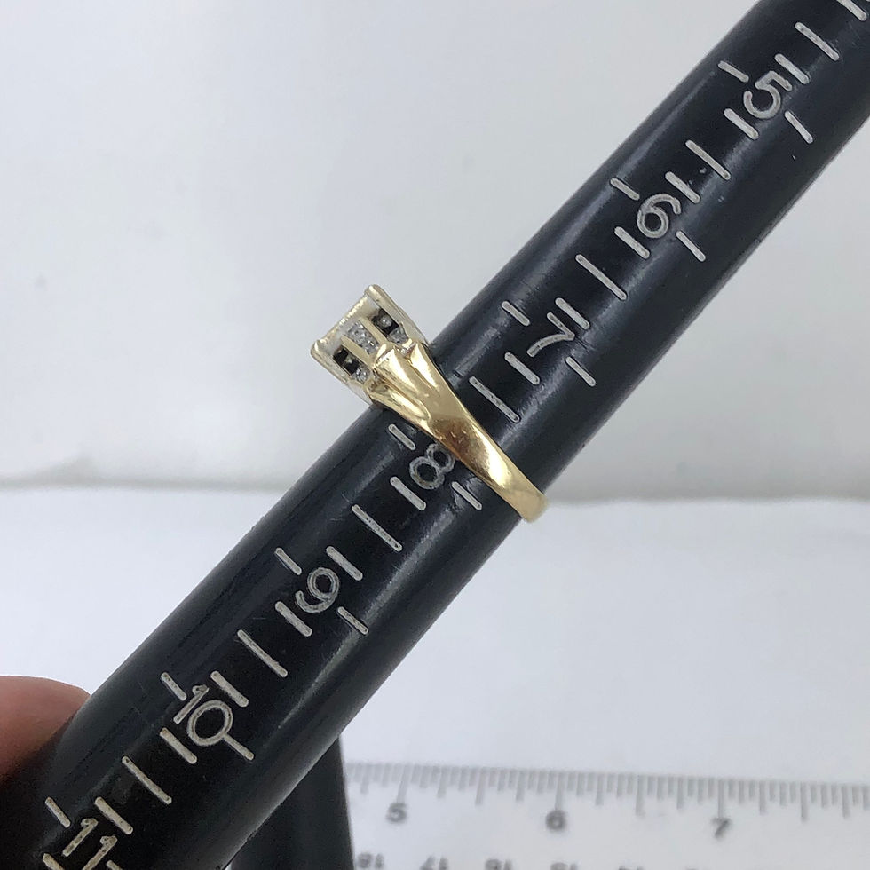 Thumbnail: 14k yellow gold diamond ring size 7.75