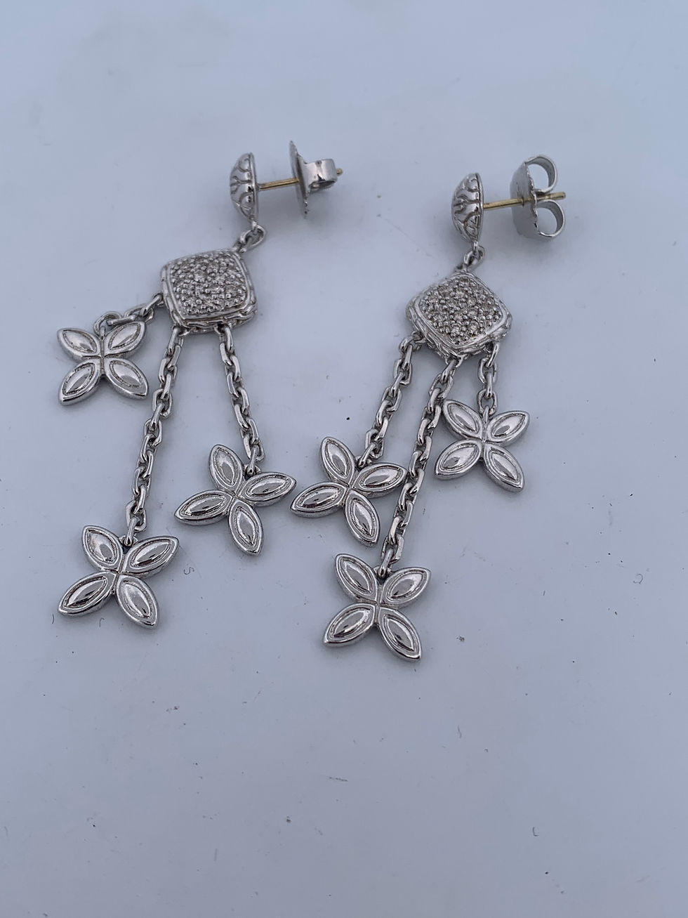 Thumbnail: John hardy diamond earrings 